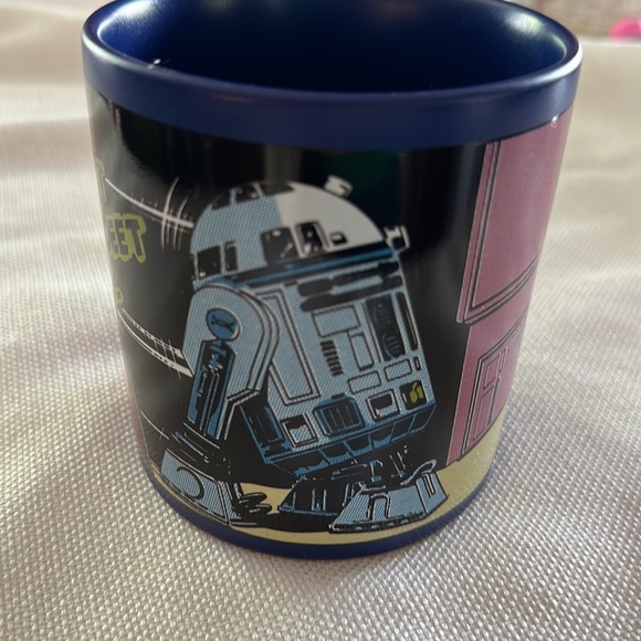 Star Wars R2 D2 Disney Store mug - Picture 4 of 5
